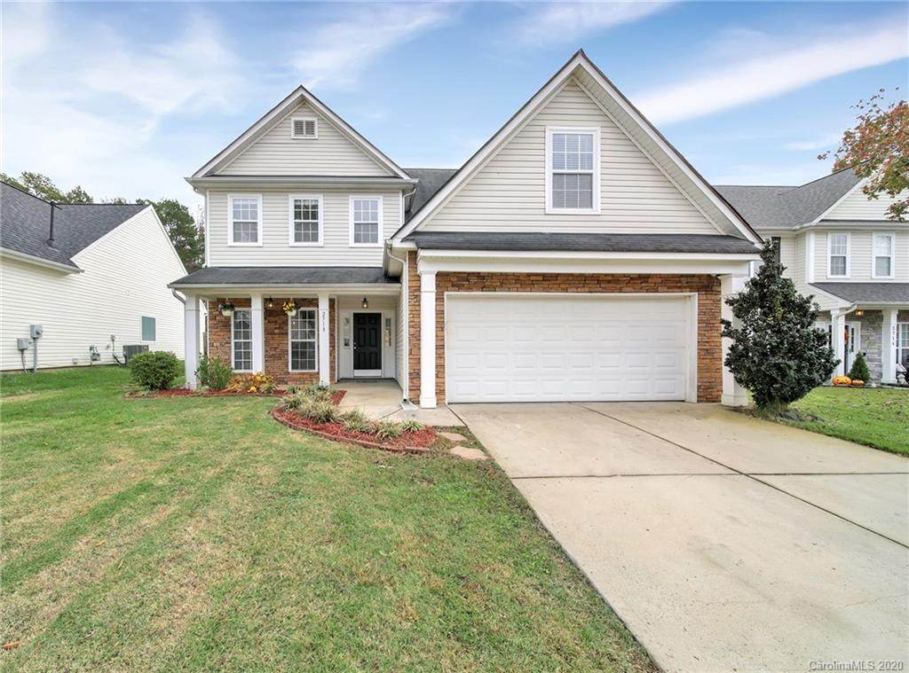 2718 Oakdale Pasture Drive - Photo 1