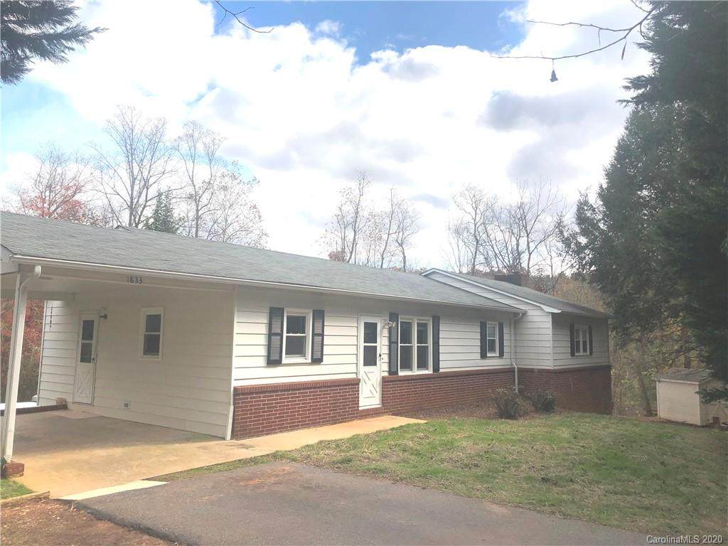 1833 Pine Hollow Place - Photo 1
