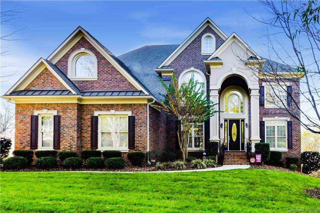 9425 Wallace Pond Drive - Photo 1