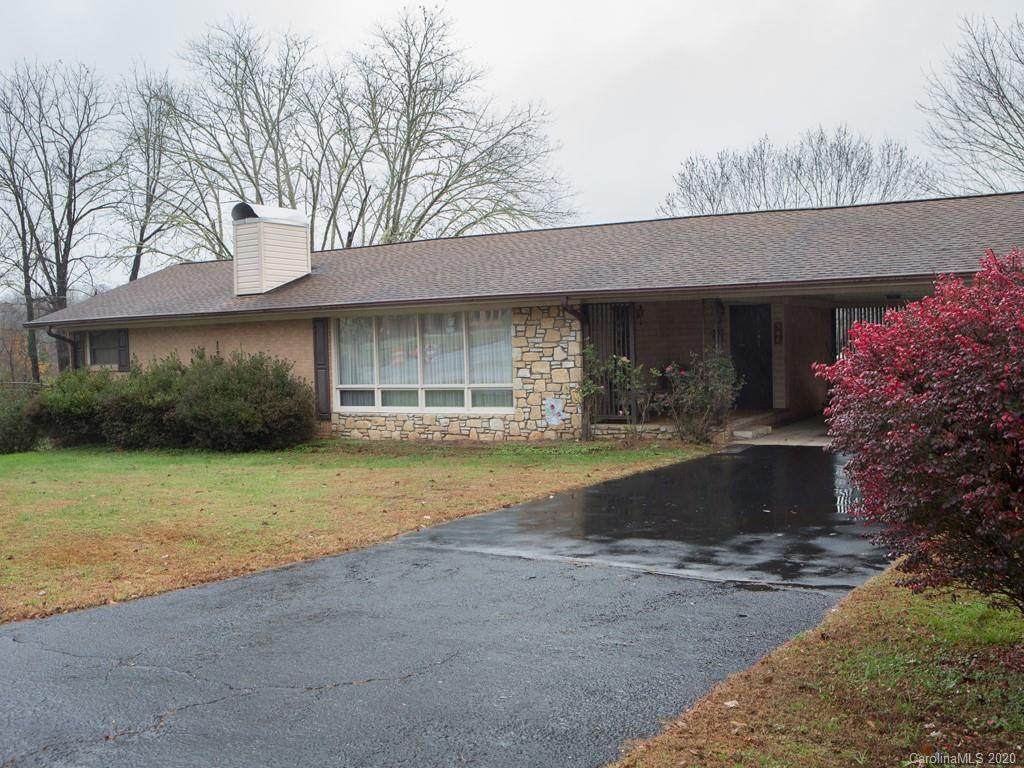 546 Country Club Road - Photo 1