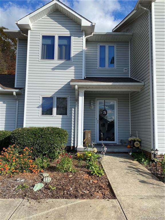 3284 White Oak Court - Photo 1