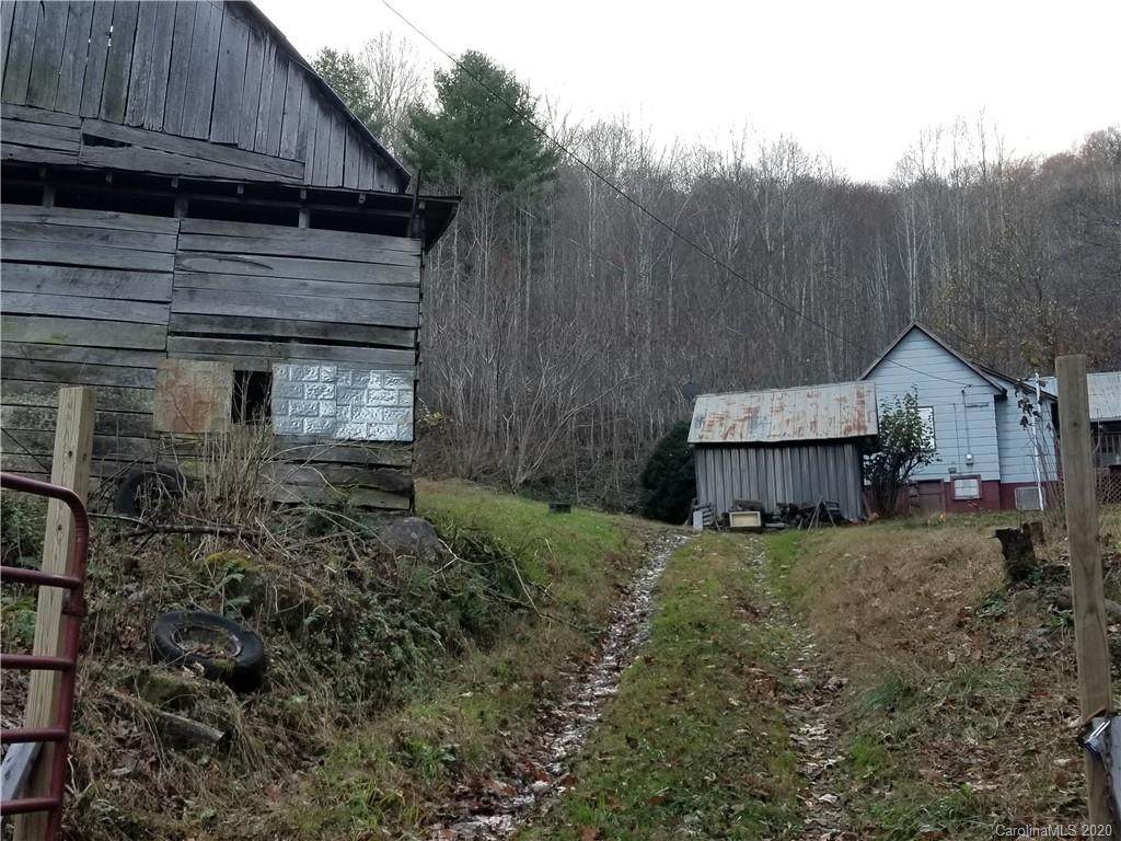 141 Roaring Fork Road - Photo 1