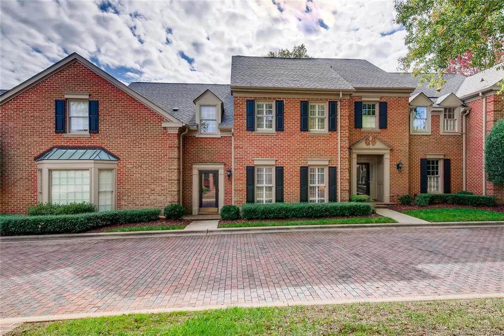 2803 Sharon View Road - Photo 1