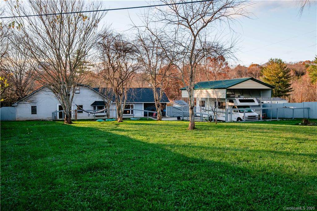 134 Maple Avenue - Photo 1