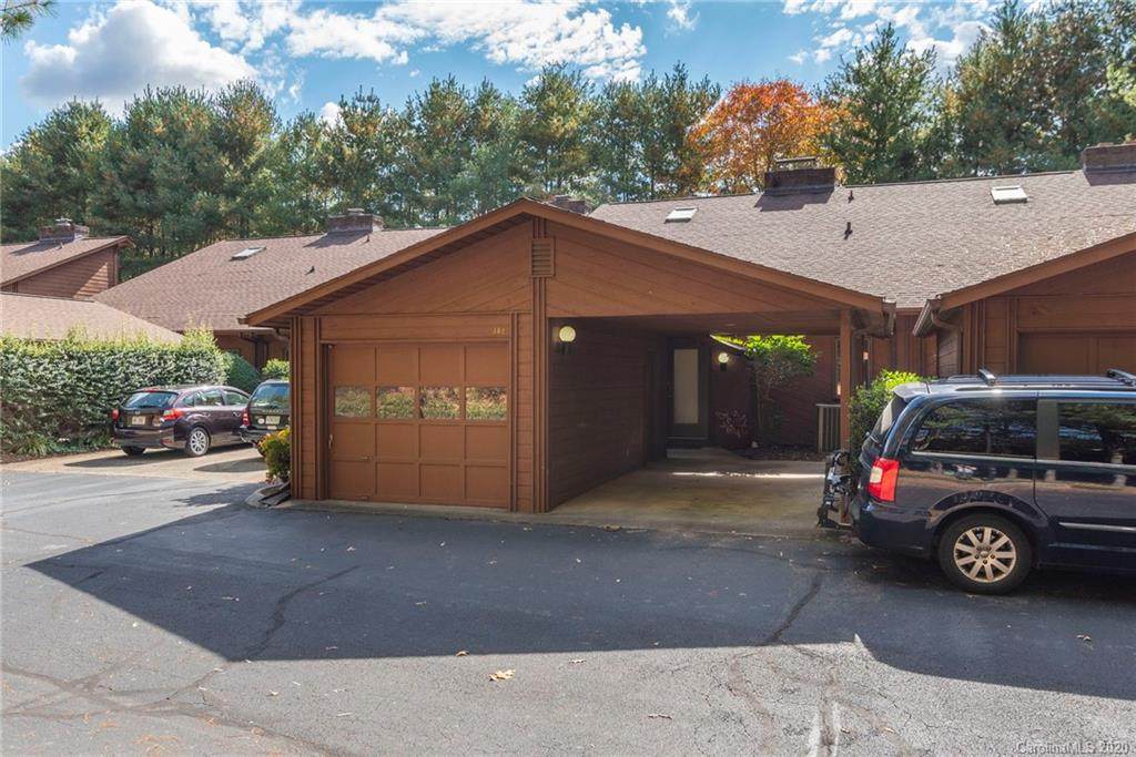 302 Woodfield Drive - Photo 1