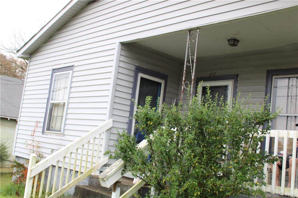 602 Apple Street - Photo 1