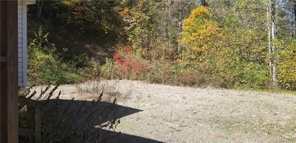 596 Dix Creek Road - Photo 1
