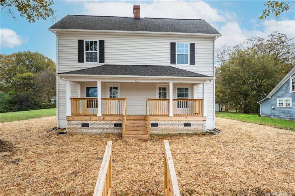 516 Railroad Drive - Photo 1