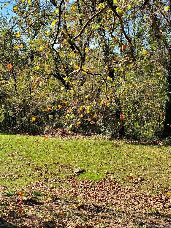20 Winding Road - Photo 1