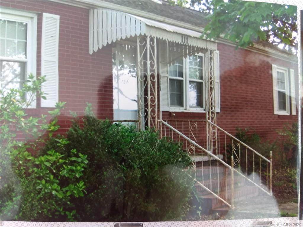 111 Paris Street - Photo 1