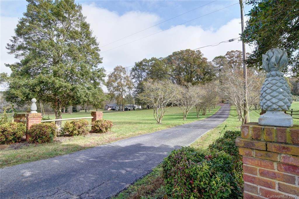 607 Witmore Road - Photo 1