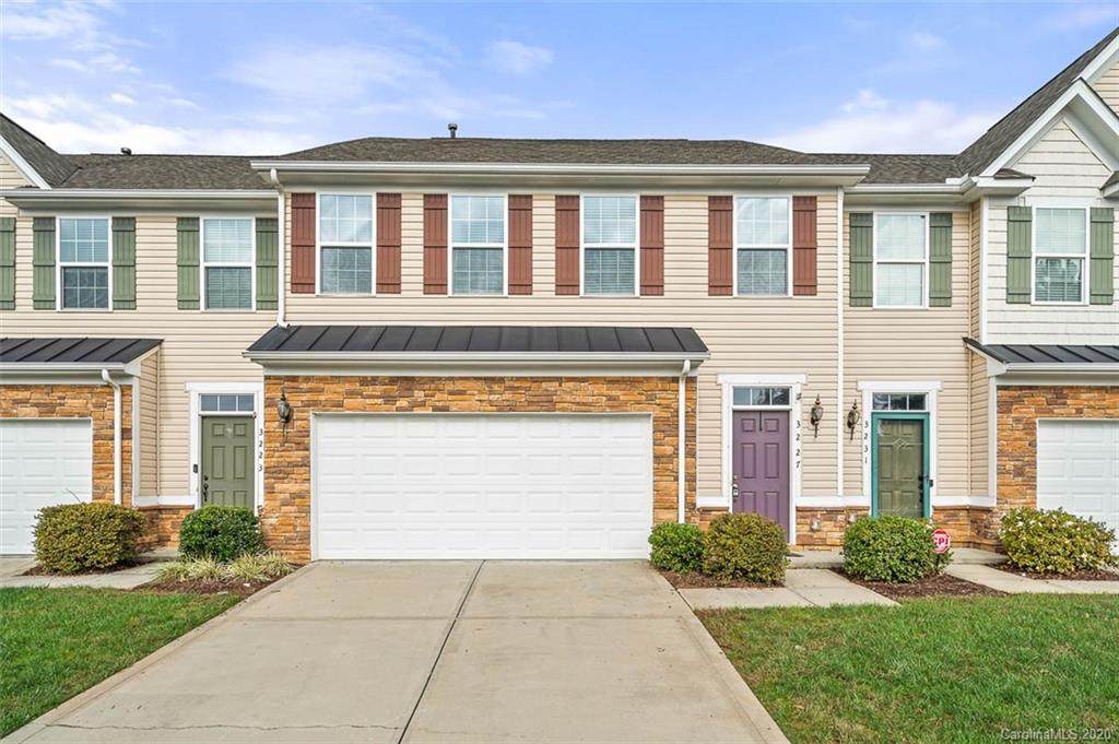3227 Mistletoe Drive - Photo 1