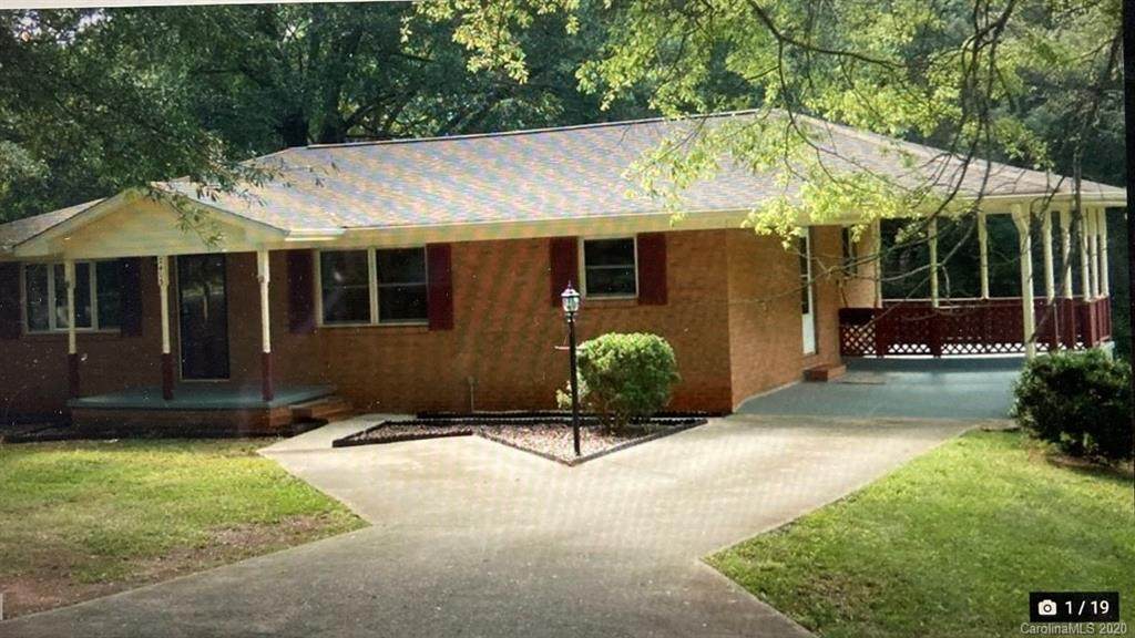 2413 Gaffney Road - Photo 1
