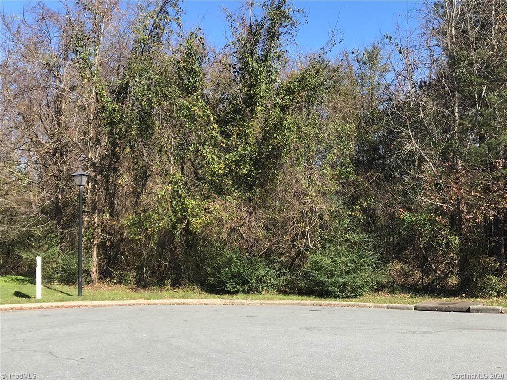 3001 Weston Court - Photo 1