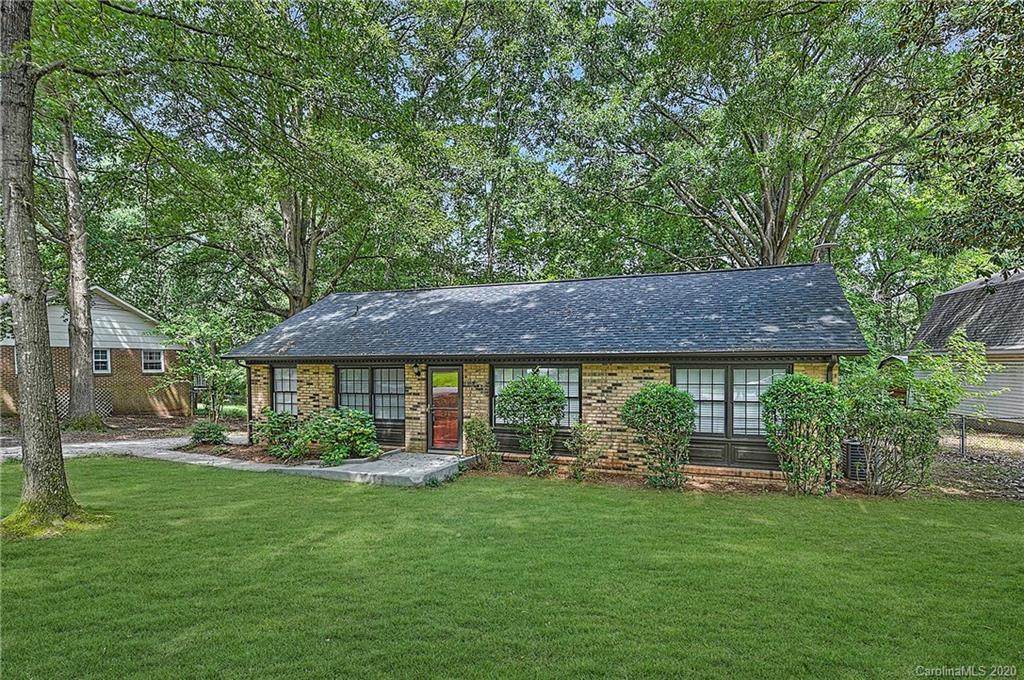 218 Clearbrook Road - Photo 1