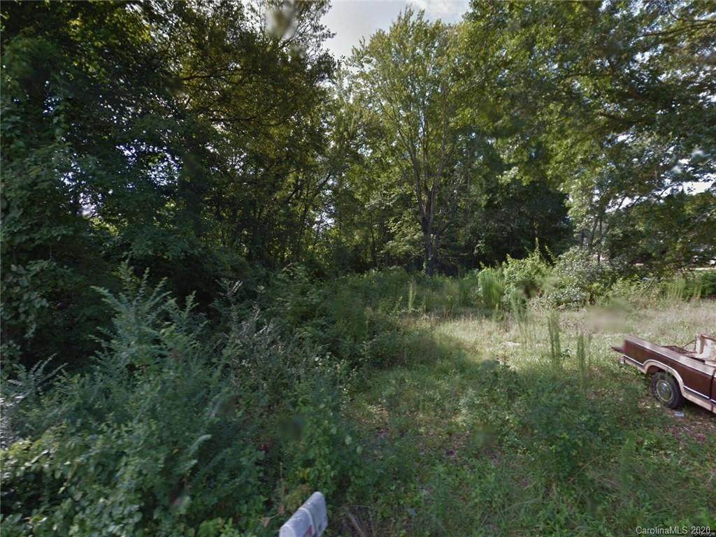 100 Sharon Drive - Photo 1