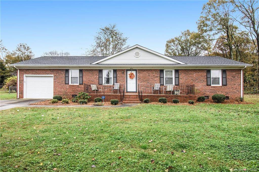 6594 Weldon Circle - Photo 1