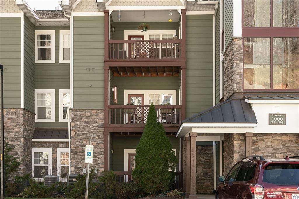 1000 Olde Eastwood Village Boulevard - Photo 1
