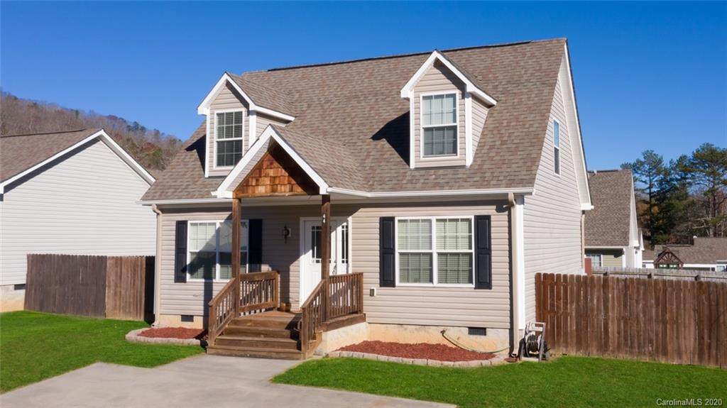 44 Newberry Drive - Photo 1