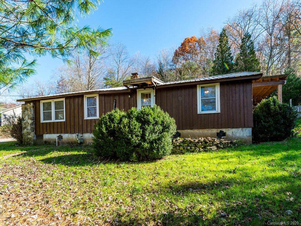 801 Lakey Gap Road - Photo 1