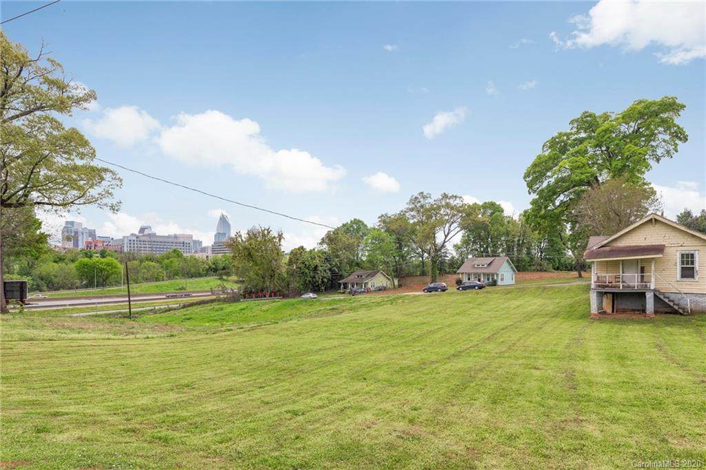 1326 6th Street - Photo 1