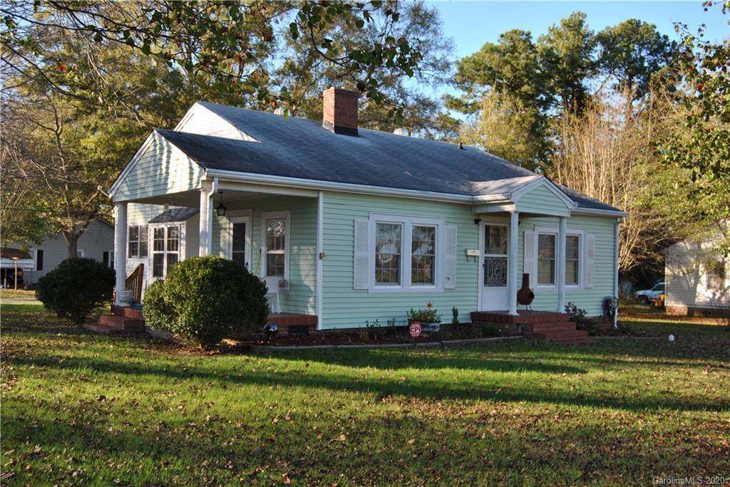 114 Memorial Drive - Photo 1