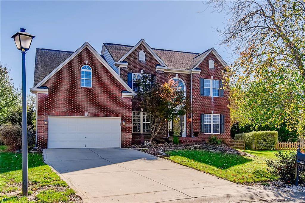 4025 Waters Reach Lane - Photo 1