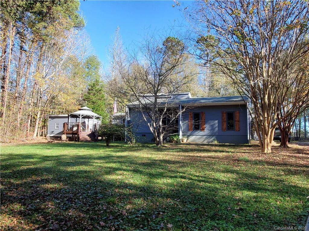 2520 Scrub Pine Drive - Photo 1