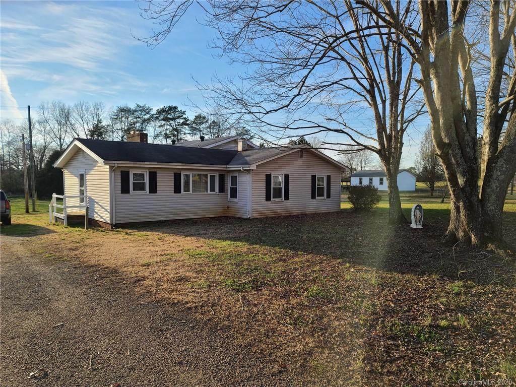 456 Teeter Road - Photo 1