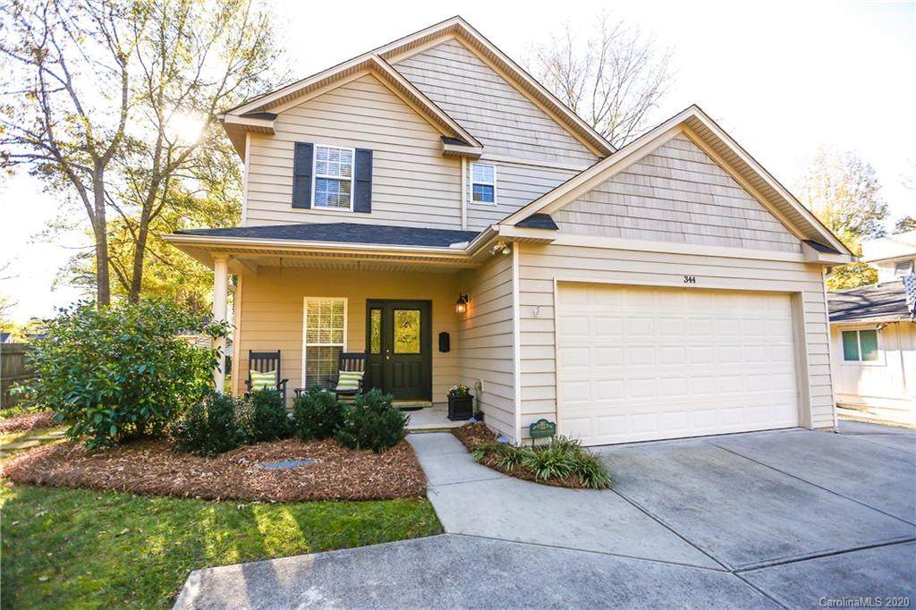 344 Sunset Drive - Photo 1