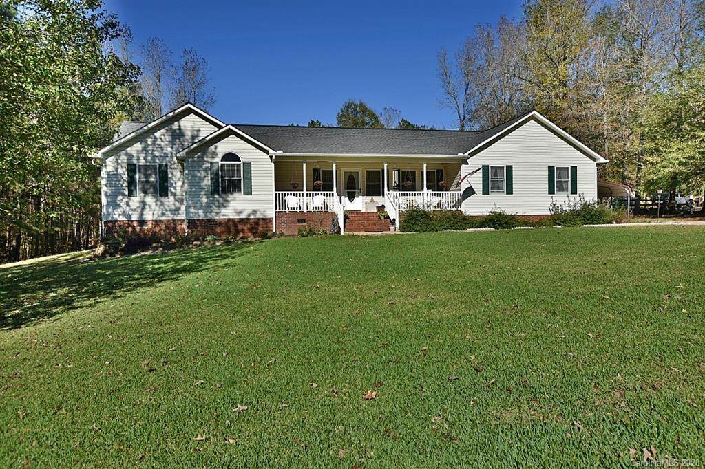 1185 Glasscock Road - Photo 1