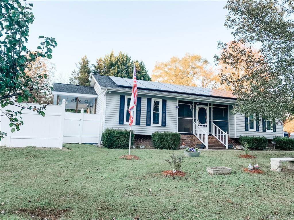 1745 Drywood Circle - Photo 1