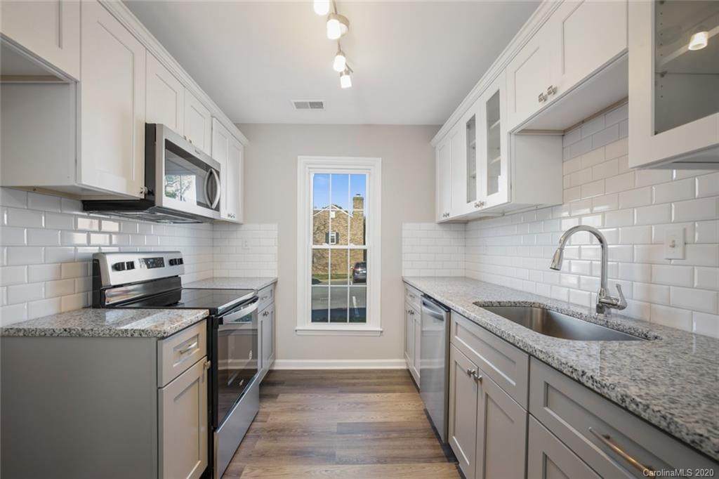 8093 Regent Park Lane - Photo 1