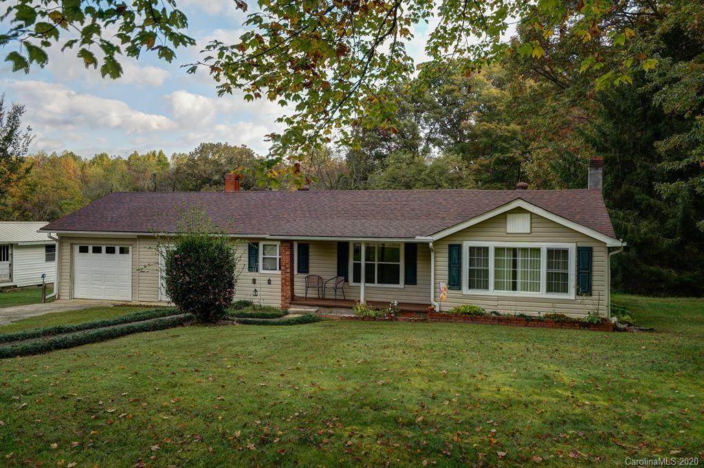 395 Mill Creek Circle - Photo 1