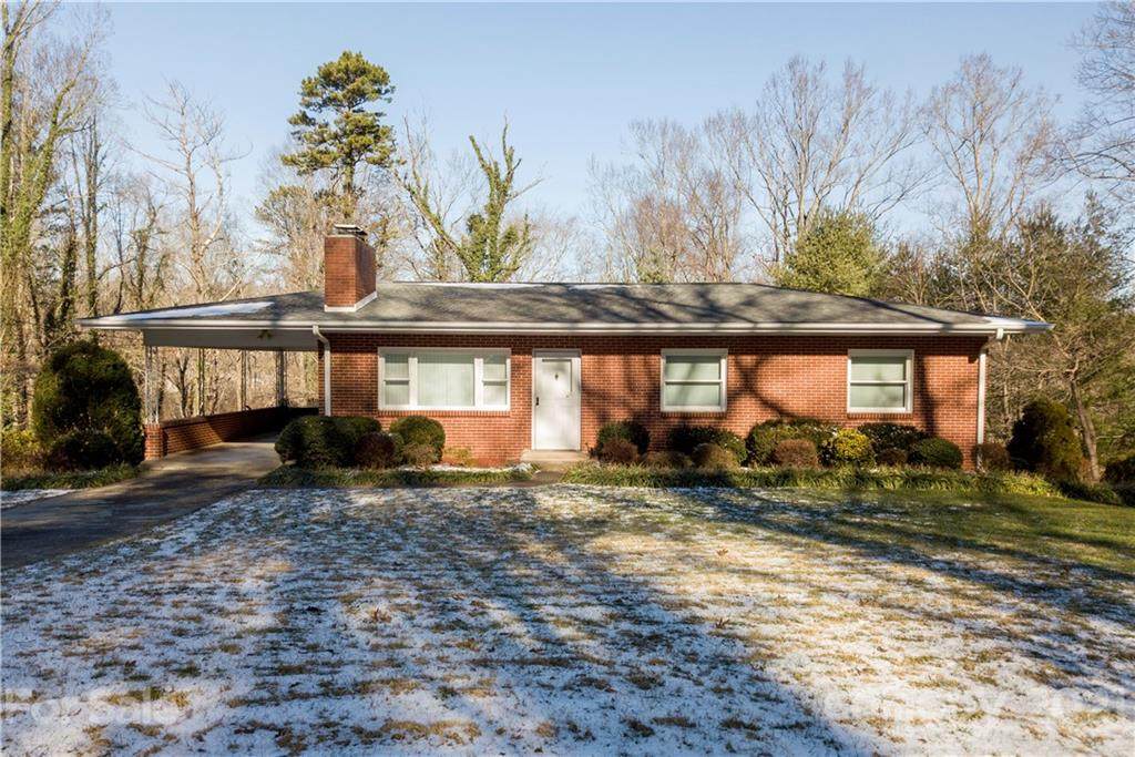 108 Providence Road - Photo 1