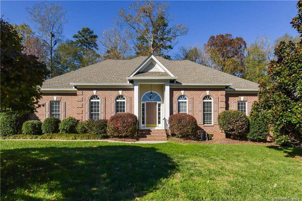 3515 Fieldstone Drive - Photo 1