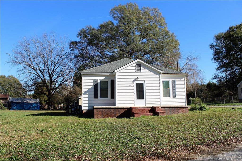 1683 Hollydale Circle - Photo 1