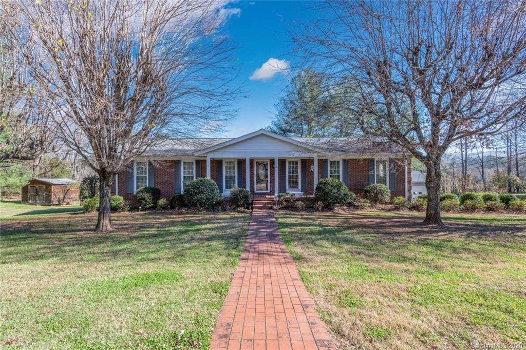 100 Knollwood Drive - Photo 1