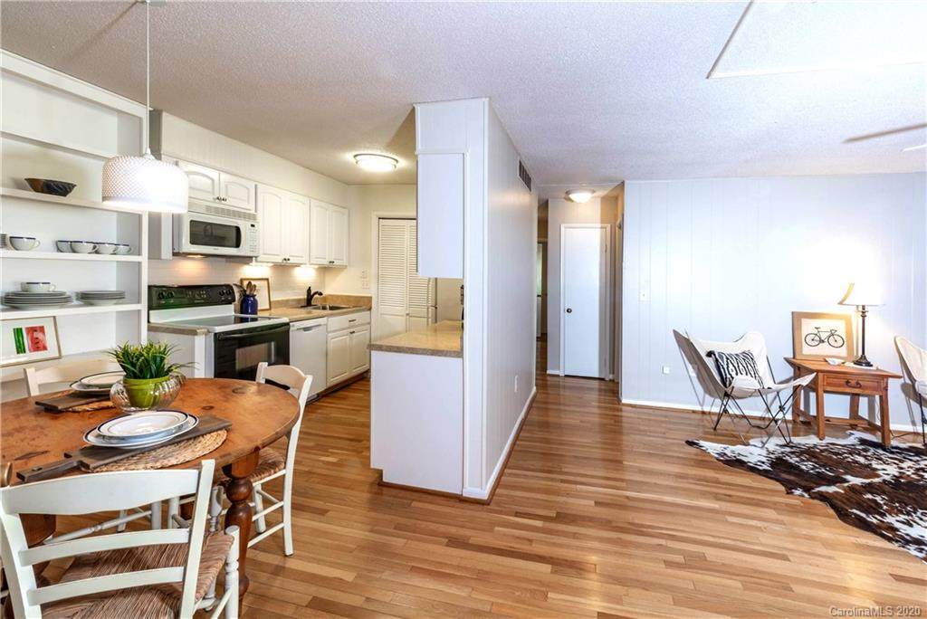 71 Shepard Square - Photo 1