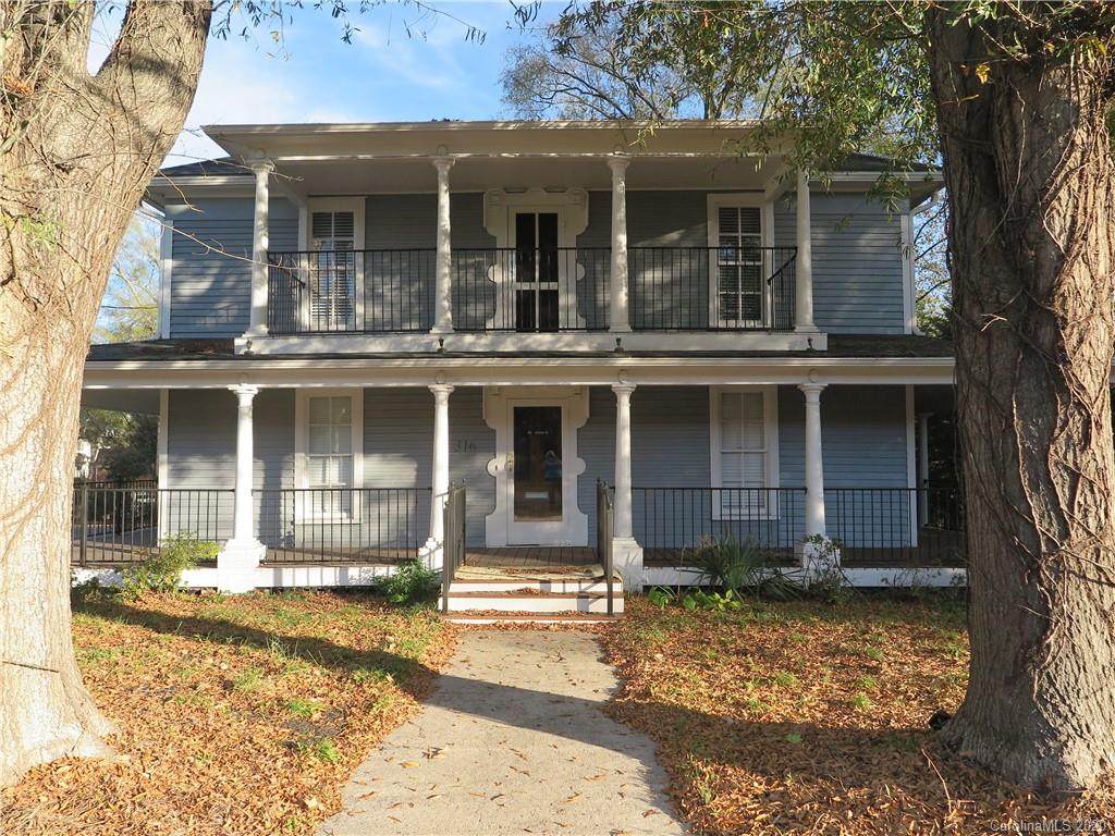 316 Chester Street - Photo 1