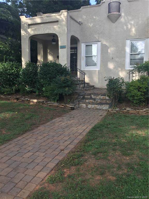 2205 5th Street - Photo 1