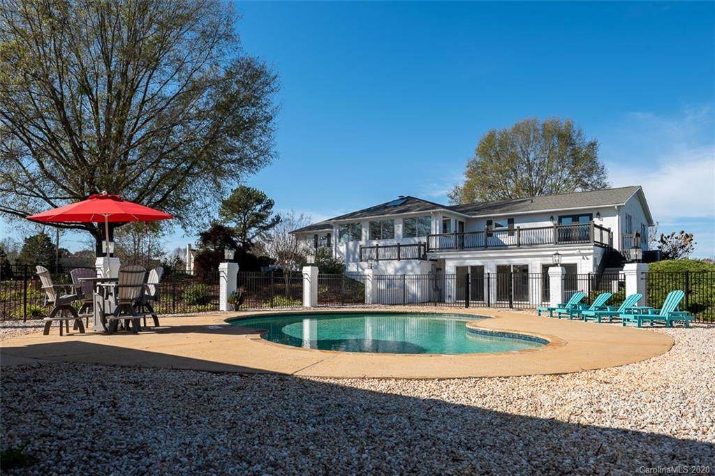 627 Fern Hill Road - Photo 1