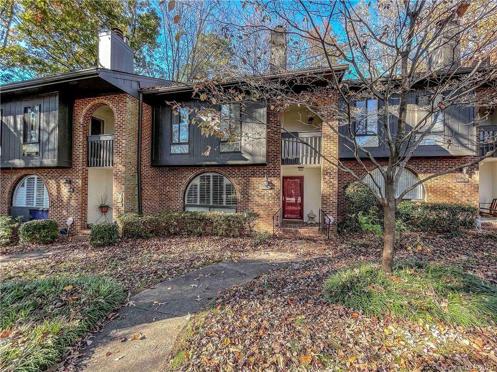 5801 Sharon Road - Photo 1