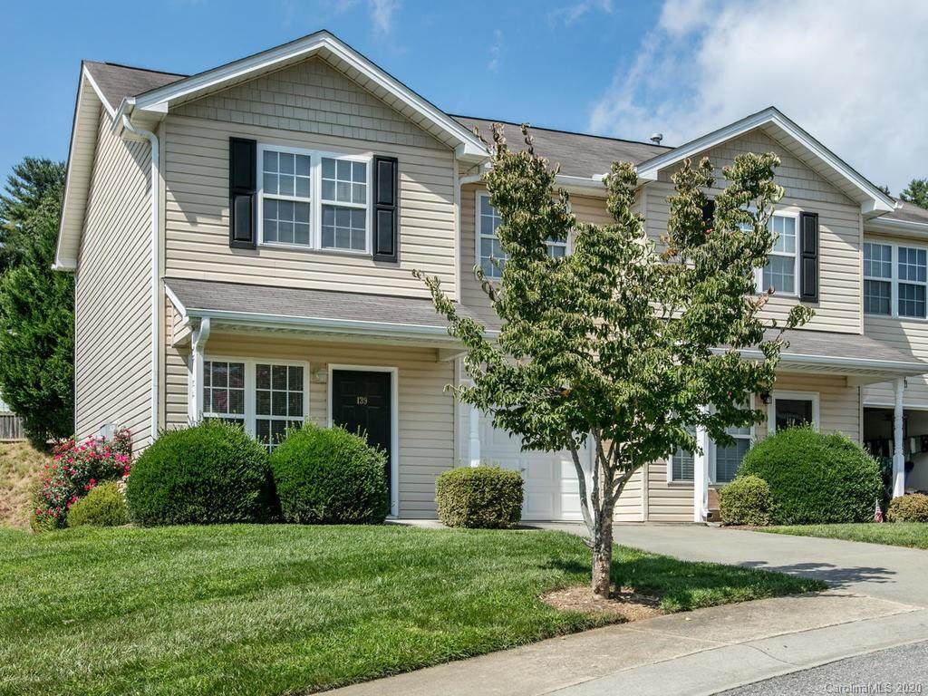 139 Chesire Way - Photo 1
