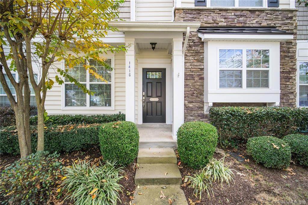 141 Leyton Loop - Photo 1
