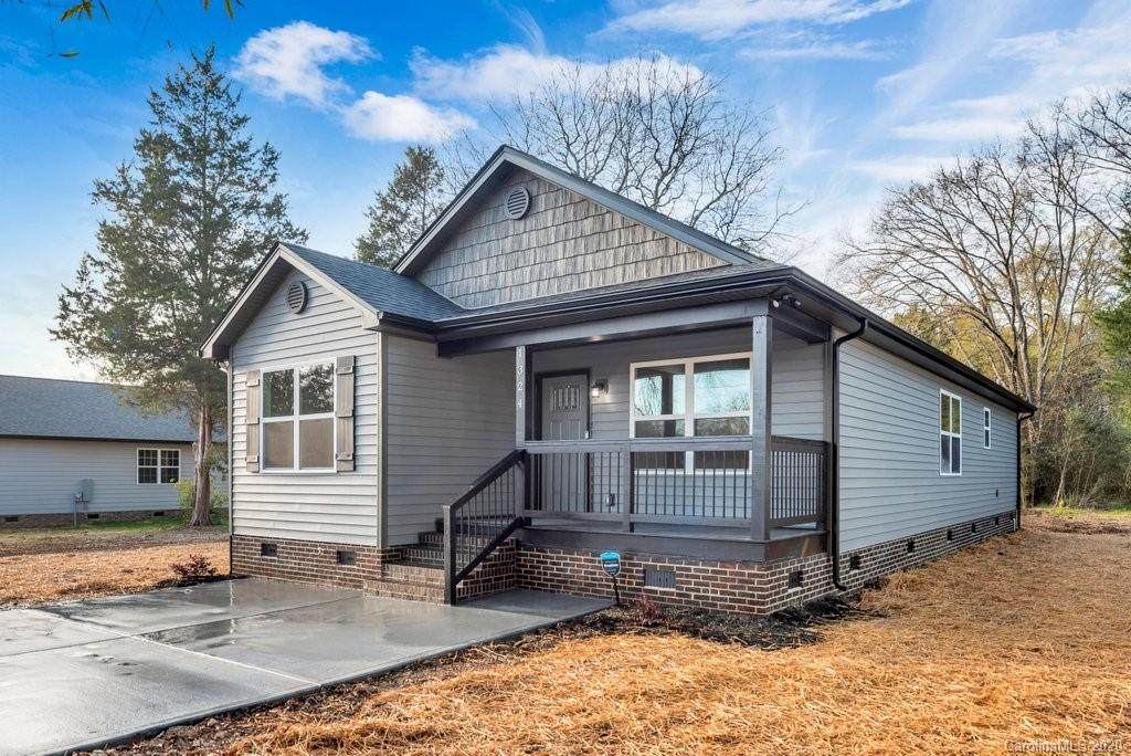 1324 Crawford Road - Photo 1