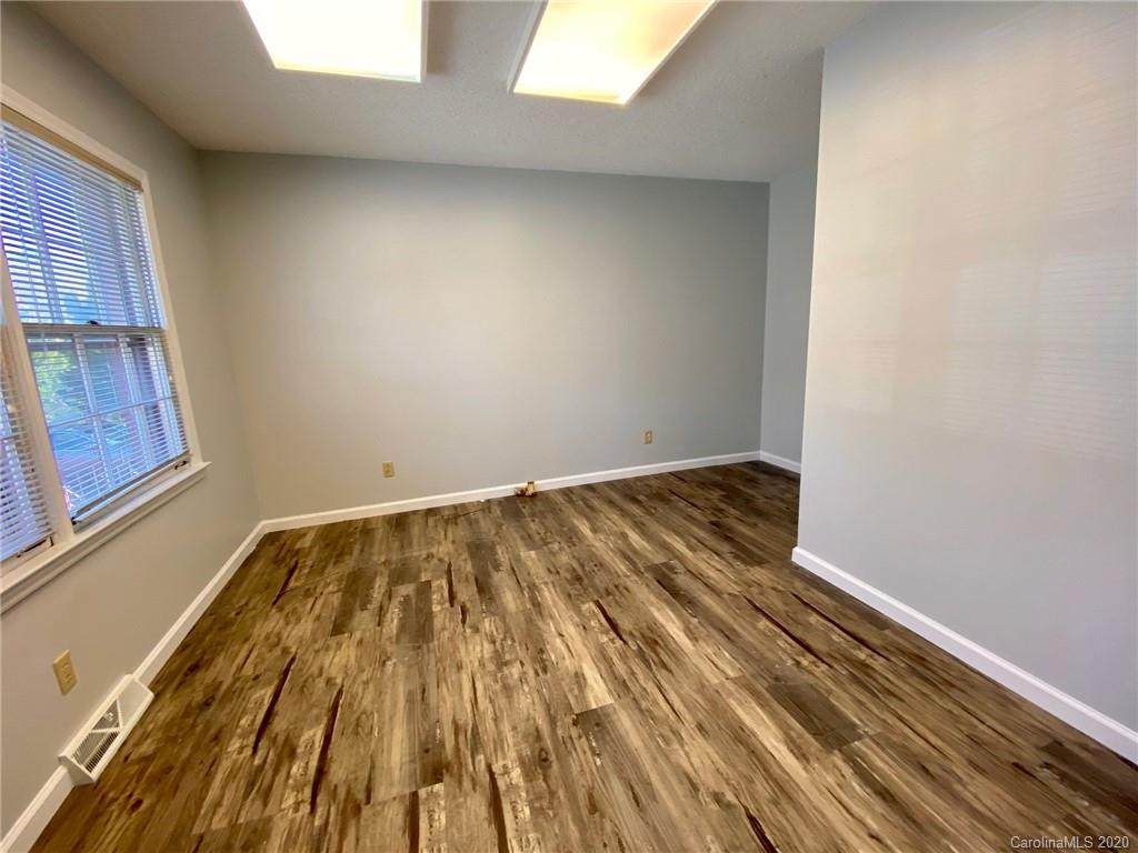 110-120 Liberty Lane - Photo 1