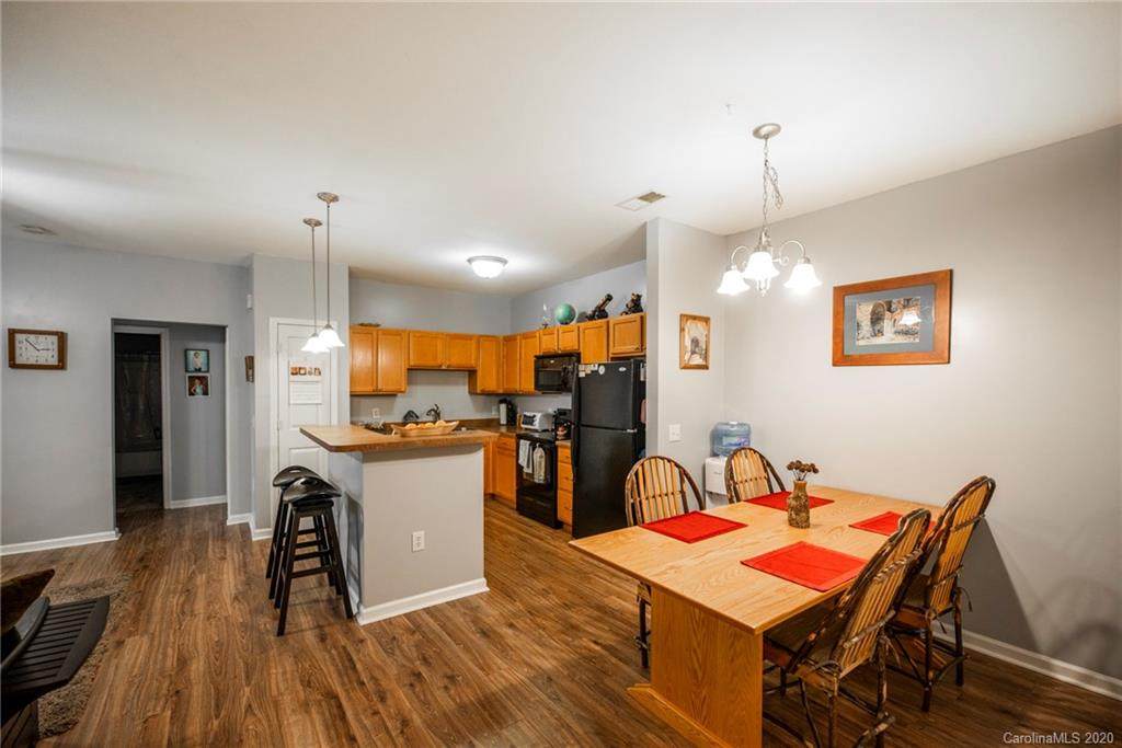 202 Brickton Village Circle - Photo 1