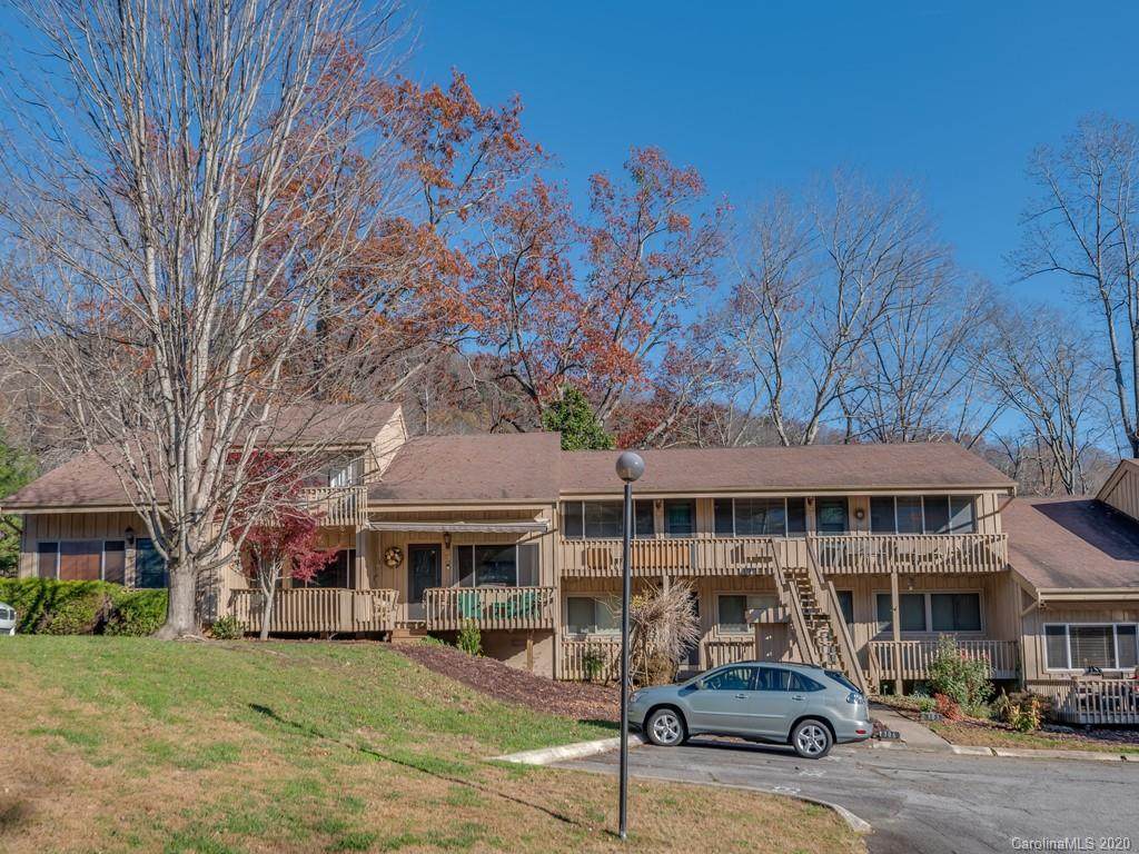 140 Westlake Drive - Photo 1