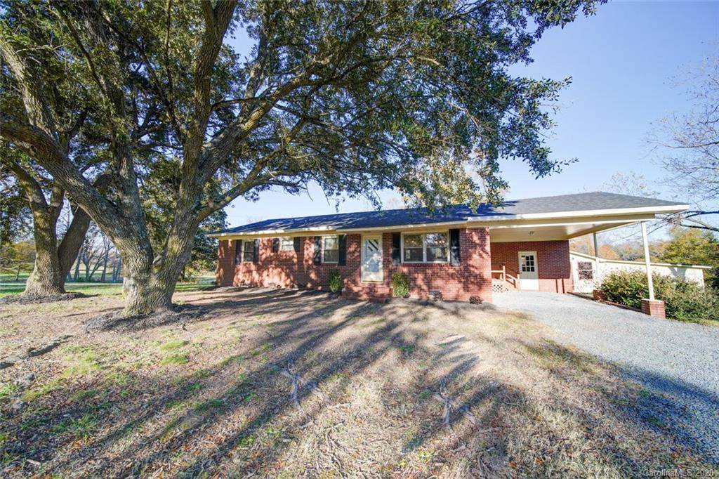 326 Clonnie Strawn Road - Photo 1
